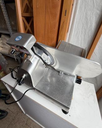 Affettatrice professionale Dolly