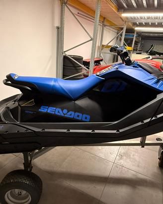 Moto d’acqua Seadoo Spark Trixx 90 3 posti e RETRO