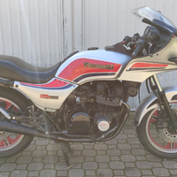 Kawasaki gpz 750 unitrak 1984