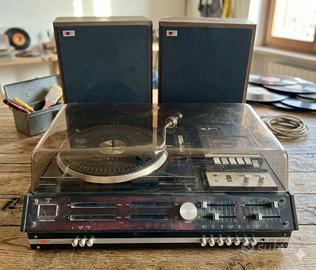 Stereo Vintage Anni '70 con Giradischi e Casse
