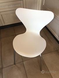 Sedie modello Fritz Hansen
