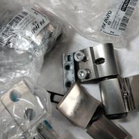 Cerniere per portoni pesanti