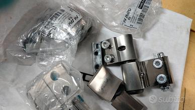 Cerniere per portoni pesanti