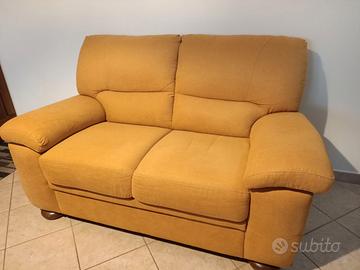 Divano a due posti