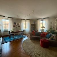 Ampio quadrilocale con vista parco