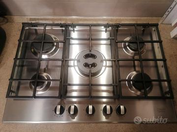 piano cottura Ariston 5 fuochi