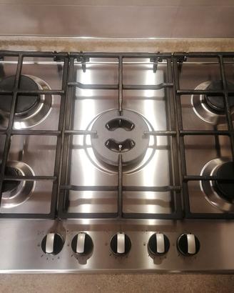 piano cottura Ariston 5 fuochi