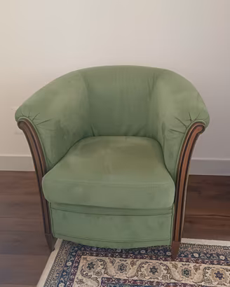 Poltrona in alcantara e legno H 77 P 80 cm L 77 cm