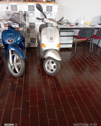 vespa 50,scarabeo 50