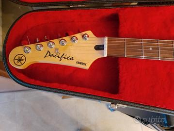 chitarra elettrica mancina con custodia 