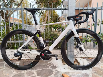 Bicicletta in carbonio tg.55 nuova