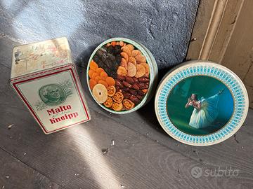 Scatole di latta vecchie