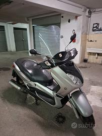 Yamaha X Max 250