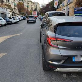 RENAULT Captur Plug-in Hybrid E-Tech 160 CV Intens