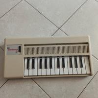melodica Bontempi b1