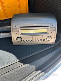Autoradio lancia ypsilon