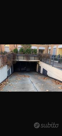 Garage doppio viale Reiter