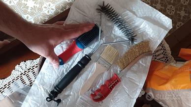 kit pulizia barbecue e griglie