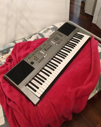 pianola yamaha