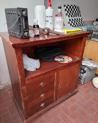 arte povera  mobiletto