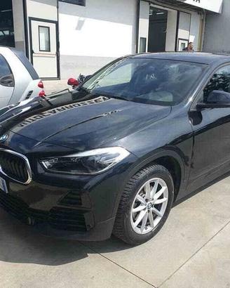 BMW X2 xDrive18d Business-X