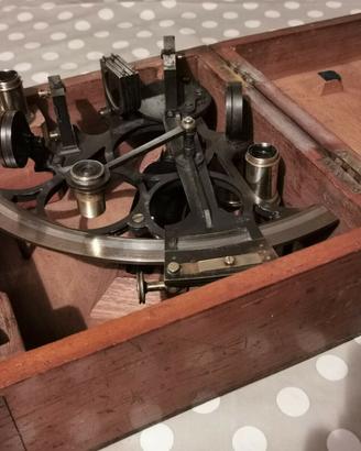 Antico sestante “Henry Hughes & Sons Ltd” c.1880