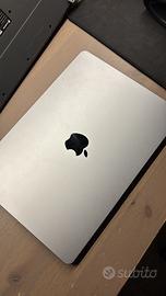 macbook air M2