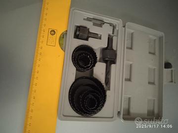 livella più seghe a tazza