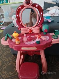Salotto bellezza bambina con accessori