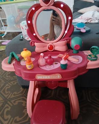 Salotto bellezza bambina con accessori