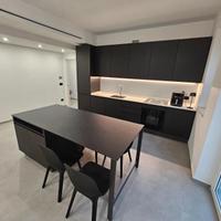 Intero piano completamente ristrutturato