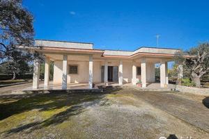 VILLA CASTELLI_Villa con terreno