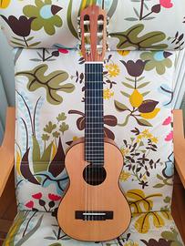 Guitalele Yamaha GL-1