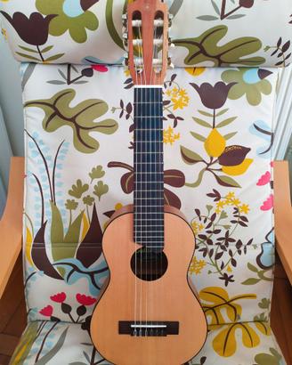 Guitalele Yamaha GL-1