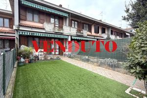 VILLA A SCHIERA A OSPITALETTO