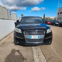 Audi Q7 4.2 V8 TDI quattro tiptronic