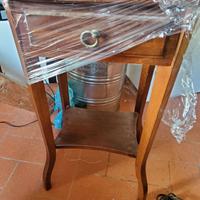 Complemento d'arredo in noce massello  consolle