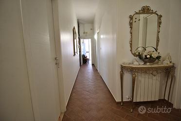 5 vani 3 terrazze Aci Bonaccorsi centro