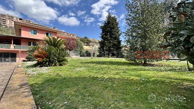 Villa o villino Alatri [Cod. rif 3304828VRG]