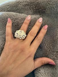 Anello bombato panna con Swarovski BY SIMON