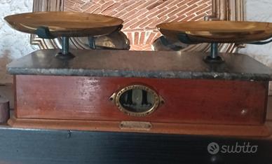 bilancia d'epoca tra il XlV  XXX secolo 