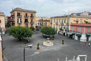 Ufficio di mq 80 in Piazza della Repubblica