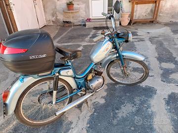 Testi Motorino riverniciato con documenti