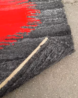 tappeto design astratto -grigio, rosso e bianco