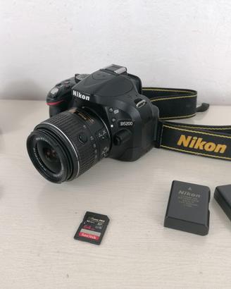 Reflex Nikon d5200 Video Full HD Perfetta