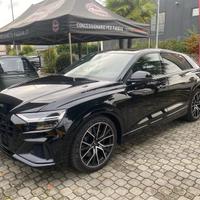 Audi Q8 SQ8 TDI mHEV V8 quattro tiptronic 435 CV
