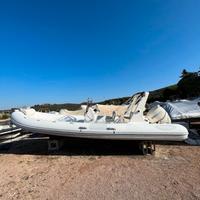 Gommone RaiMar 690 Cab con Evinrude 150 CV