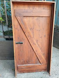 Porta per servizi legno vintage