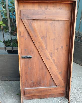Porta per servizi legno vintage