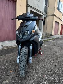 Malaguti phantom f12 R